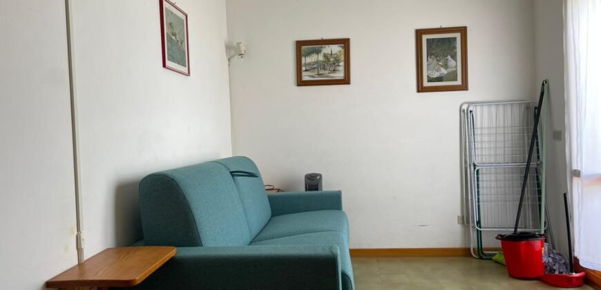 68A – LUGLIO E 1-15 AGOSTO, Vada, Trilocale con posto auto