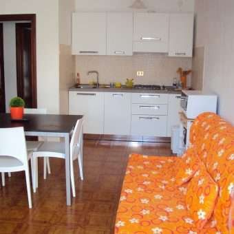 79A – 23/31 AGOSTO, SETTEMBRE Vada, Trilocale zona Pietra Bianca
