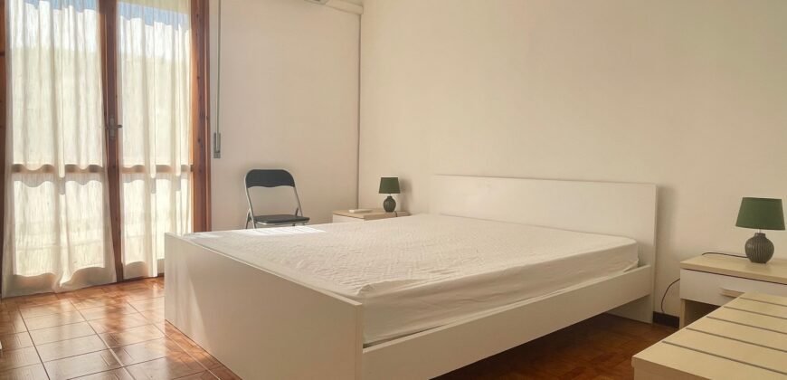 79A – 23/31 AGOSTO, SETTEMBRE Vada, Trilocale zona Pietra Bianca