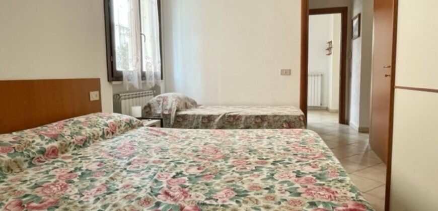 13A – GIUGNO e AGOSTO – 6 POSTI PIANO TERRA A 150 M DAL MARE