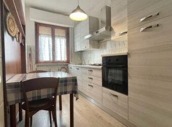 44A – 2/15 AGOSTO – VADA,  5/6 POSTI LETTO CON POSTO AUTO.