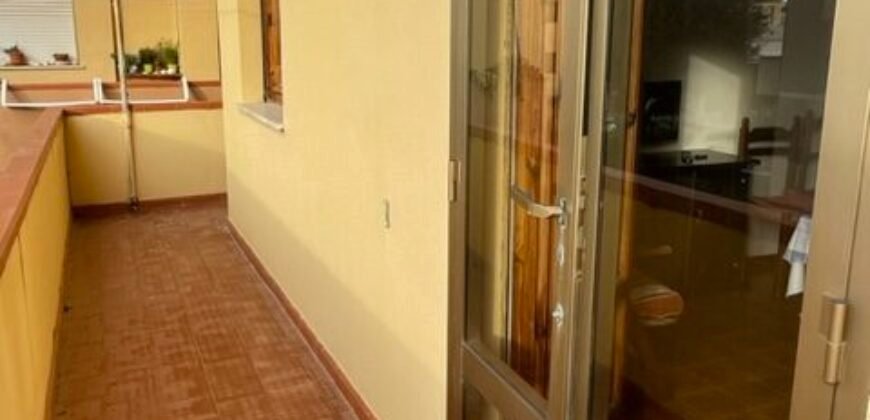 44A – 2/15 AGOSTO – VADA,  5/6 POSTI LETTO CON POSTO AUTO.