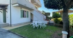 11A -AGOSTO-VADA, 5 POSTI PIANO TERRA