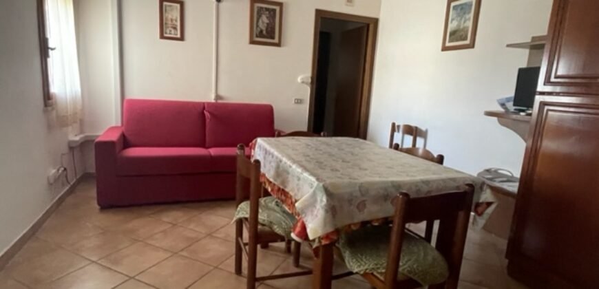 68A – 17/31 AGOSTO – Vada, Trilocale con posto auto