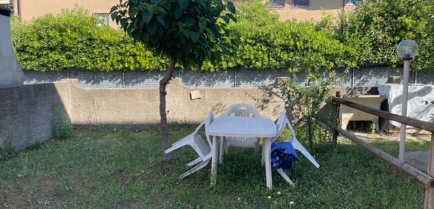 5A – AGOSTO – VADA, VIA DOMINI, 4 POSTI LETTO