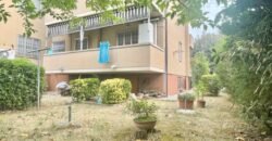 3V – VADA, PROPRIETA’ COMPOSTA DA DUE APPARTAMENTI