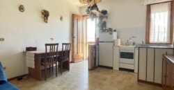 20V – VADA, TRILOCALE CON RIMESSA E POSTO AUTO