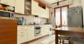 114A – GIUGNO- VADA, TRILOCALE 6 POSTI
