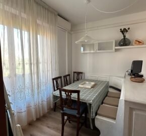 116A – 17-31 AGOSTO – VADA, TRILOCALE 6 POSTI
