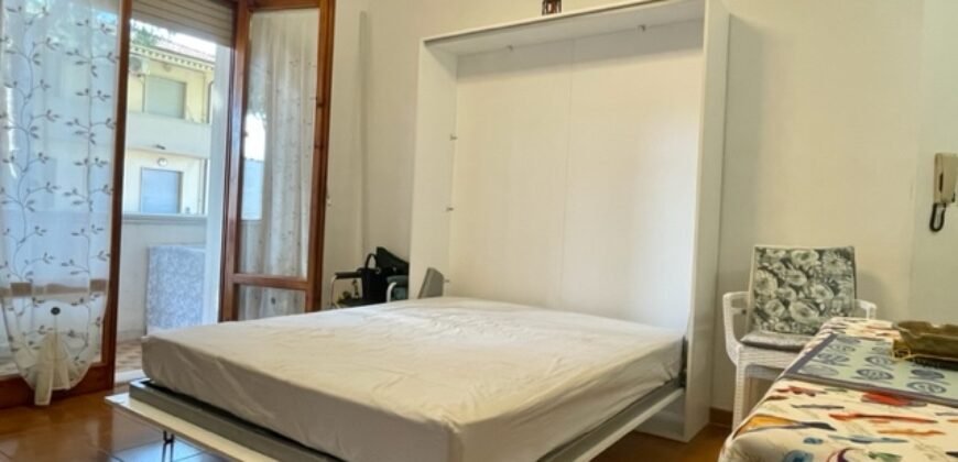 39V – VADA, BILOCALE A 300 M DAL MARE