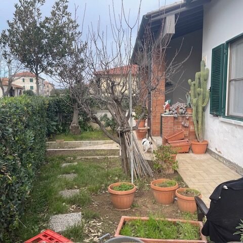 VADA – APPARTAMENTO IN BIFAMILIARE