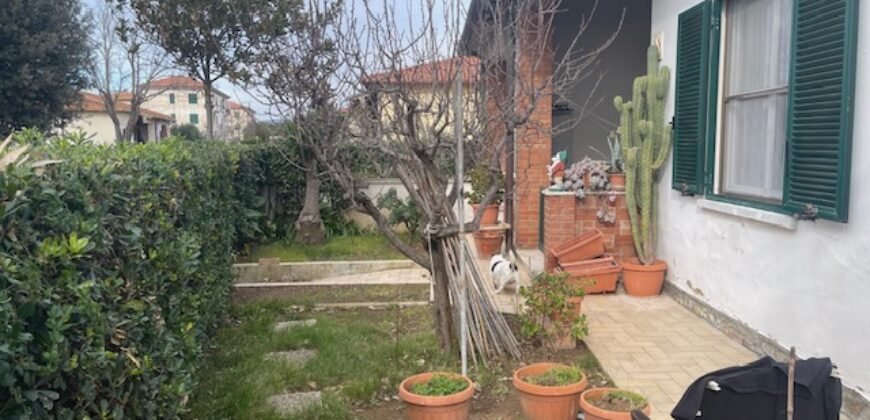 VADA – APPARTAMENTO IN BIFAMILIARE