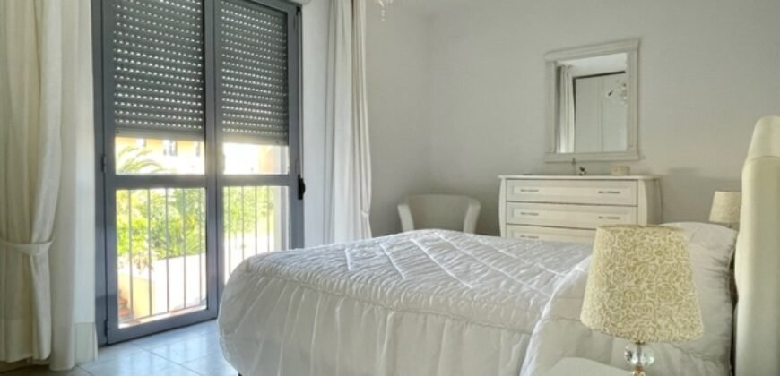 27V – VADA, TERRATETTO CON AMPIO GIARDINO