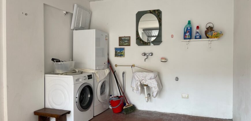 27V – VADA, TERRATETTO CON AMPIO GIARDINO