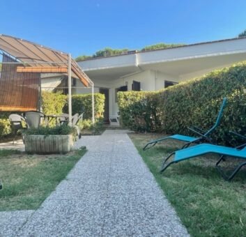 23V – VADA, APPRTAMENTO CON AMPIO GIARDINO