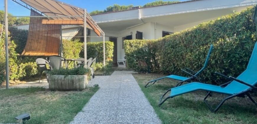 23V – VADA, APPRTAMENTO CON AMPIO GIARDINO