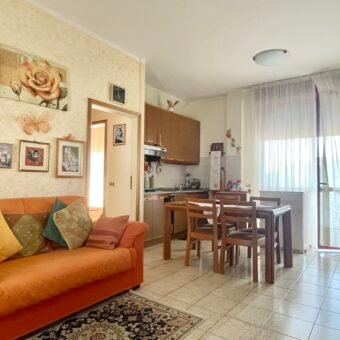 10V – VADA, TRILOCALE CON TERRAZZA