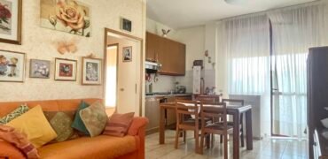 10V – VADA, TRILOCALE CON TERRAZZA