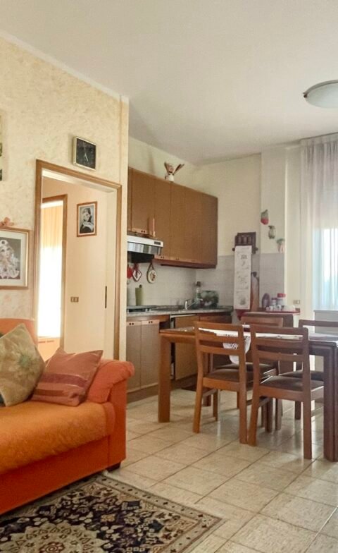 10V – VADA, TRILOCALE CON TERRAZZA