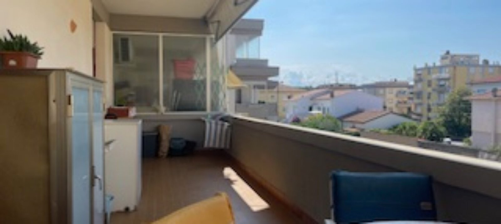 10V – VADA, TRILOCALE CON TERRAZZA