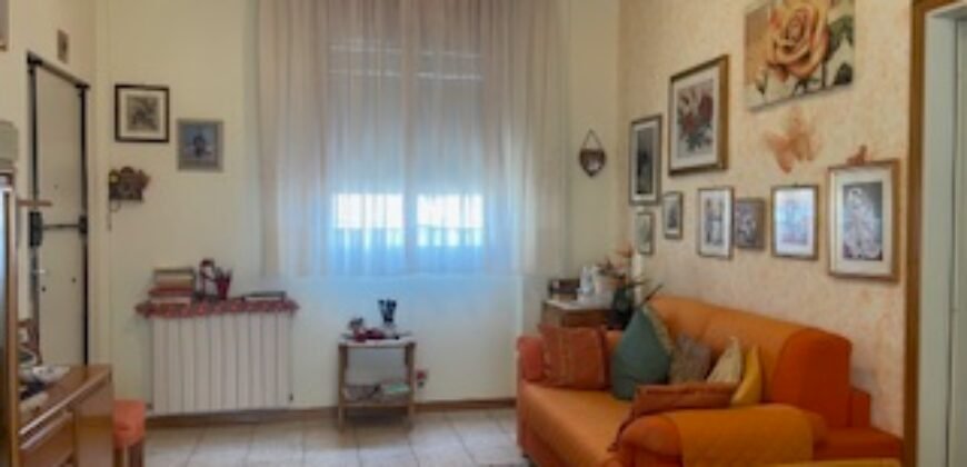 10V – VADA, TRILOCALE CON TERRAZZA