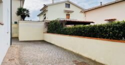 8V – VADA, TRILOCALE COME NUOVO