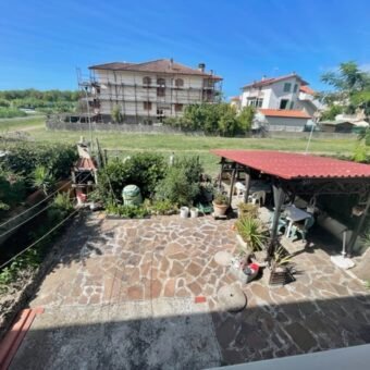 6V – NOSTRA ESCLUSIVA!!! SPLENDIDO 5 VANI CON GIARDINO
