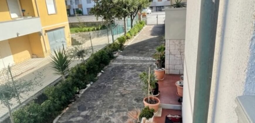 6V – NOSTRA ESCLUSIVA!!! SPLENDIDO 5 VANI CON GIARDINO
