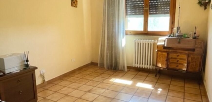 6V – NOSTRA ESCLUSIVA!!! SPLENDIDO 5 VANI CON GIARDINO