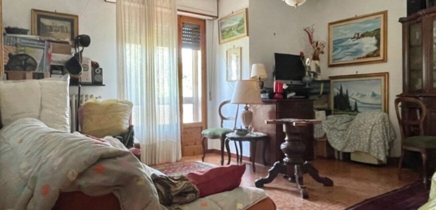 6V – NOSTRA ESCLUSIVA!!! SPLENDIDO 5 VANI CON GIARDINO