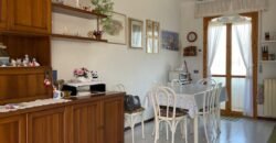 11V – VADA, TERRATETTO ANGOLARE CON GIARDINO E GARAGE