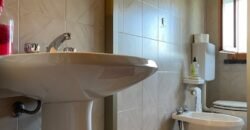 11V – VADA, TERRATETTO ANGOLARE CON GIARDINO E GARAGE