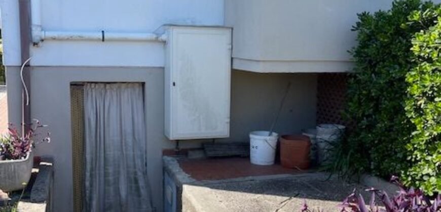 11V – VADA, TERRATETTO ANGOLARE CON GIARDINO E GARAGE