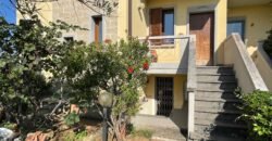 14V – VADA, APPARTAMENTO CON GARAGE/TAVERNA E GIARDINO