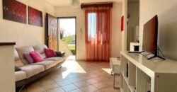 14V – VADA, APPARTAMENTO CON GARAGE/TAVERNA E GIARDINO