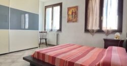 14V – VADA, APPARTAMENTO CON GARAGE/TAVERNA E GIARDINO