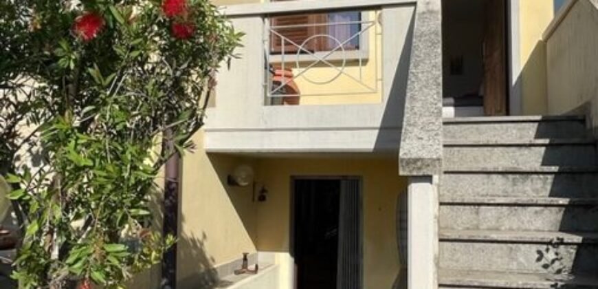 14V – VADA, APPARTAMENTO CON GARAGE/TAVERNA E GIARDINO