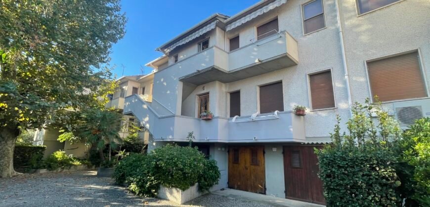 16V – VADA, TRILOCALE CON GARAGE COMUNICANTE