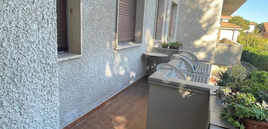16V – VADA, TRILOCALE CON GARAGE COMUNICANTE