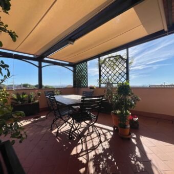 21V  – ROSIGNANO SOLVAY – ATTICO CON SPLENDIDA VISTA MARE