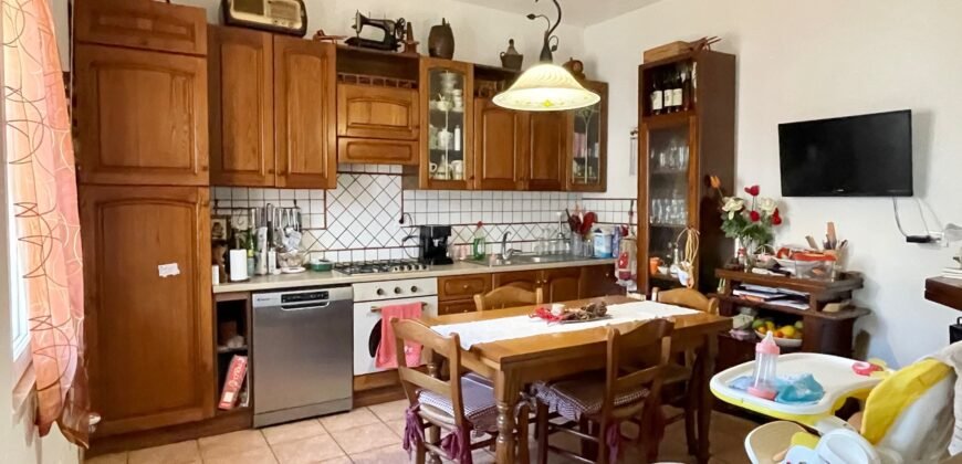 4V- VADA, TRILOCALE INDIPENDENTE