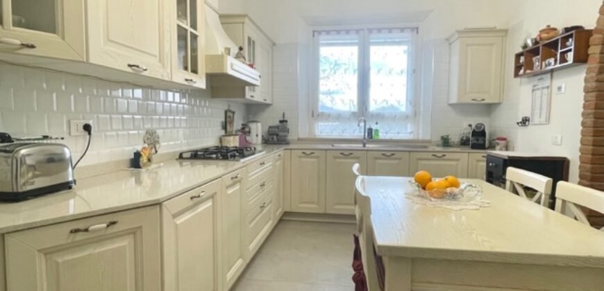 5V – VADA, VILLETTA INDIPENDENTE