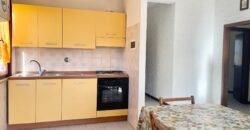 16V- MARINA DI CECINA, AMPIO TRILOCALE A 600 M DAL MARE