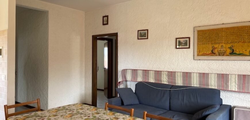 16V- MARINA DI CECINA, AMPIO TRILOCALE A 600 M DAL MARE