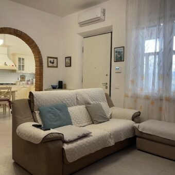 5V – VADA, VILLETTA INDIPENDENTE