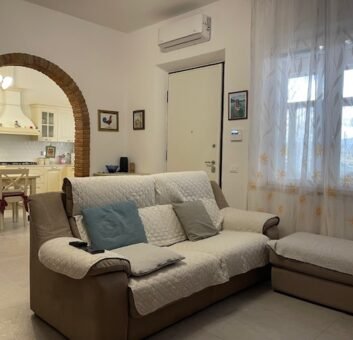 5V – VADA, VILLETTA INDIPENDENTE