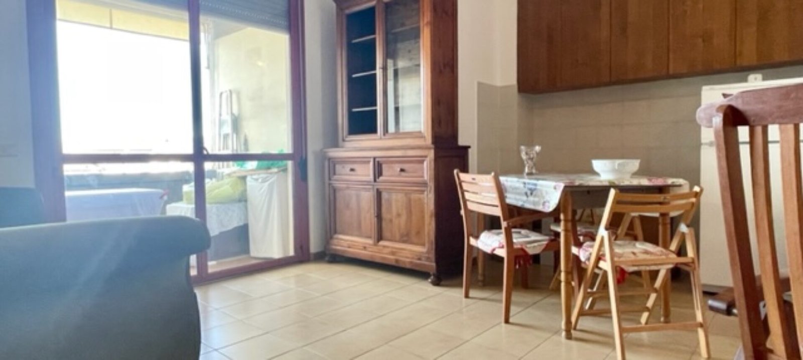 14V – VADA, MONOLOCALE CON TERRAZZA