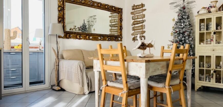 8V – ROSIGNANO SOLVAY, APPARTAMENTO CON GARAGE