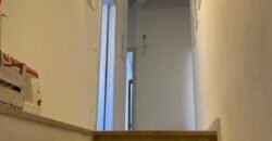 9V – VADA, TERRATETTO CON GIARDINO E POSTO AUTO