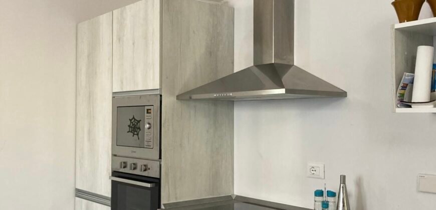 9V – VADA, TERRATETTO CON GIARDINO E POSTO AUTO